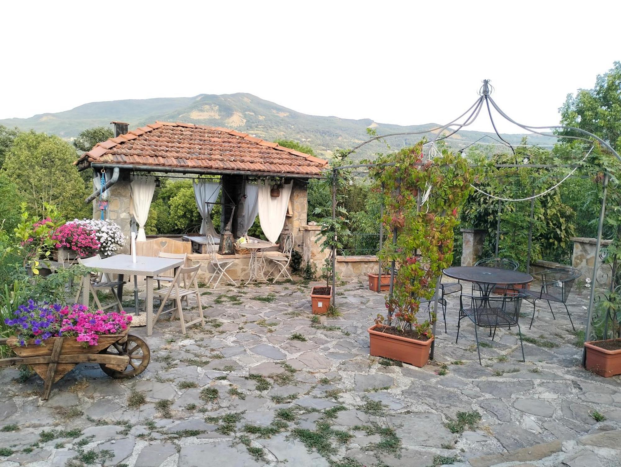 B&B La Corte Dei Cerri- Il Piccolo Chalet Frassinoro Dış mekan fotoğraf